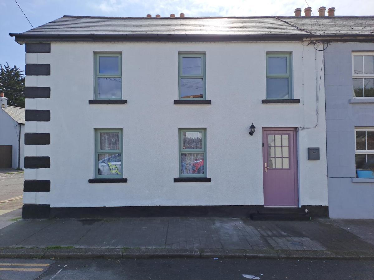 3-Bed Corner Terrace House By The Sea Wicklow Town Villa Exterior photo